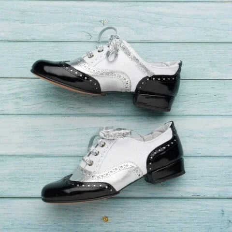 Oxford Curvy-Black White Silver
