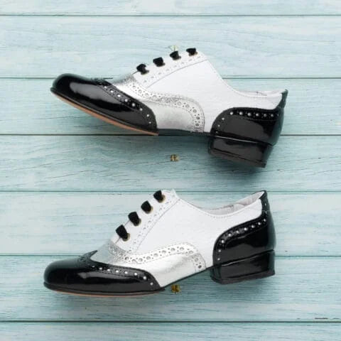 Oxford Curvy-Black White Silver